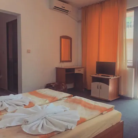 Family Friends Guest house 4*