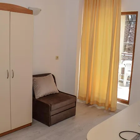 Family Friends Konukevi