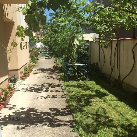 Konukevi Family Friends