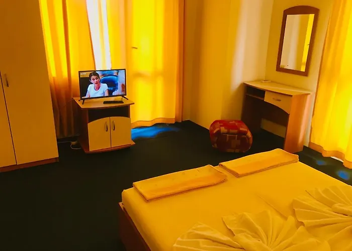 Family Friends Casa de hóspedes 4*