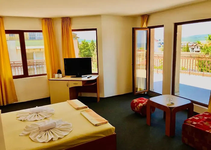 Family Friends 4* Primorsko