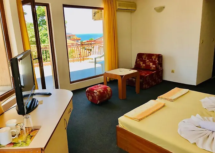 Family Friends Casa de hóspedes 4*