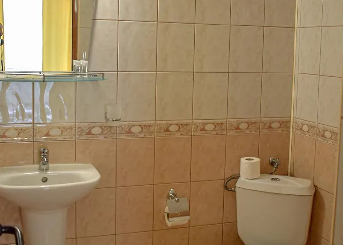 Family Friends Casa de hóspedes 4*