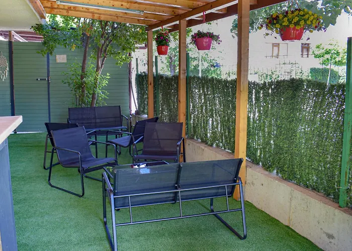 Family Friends Casa de hóspedes 4*