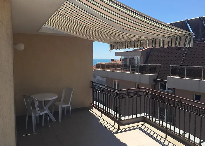 Casa de hóspedes Family Friends 4*