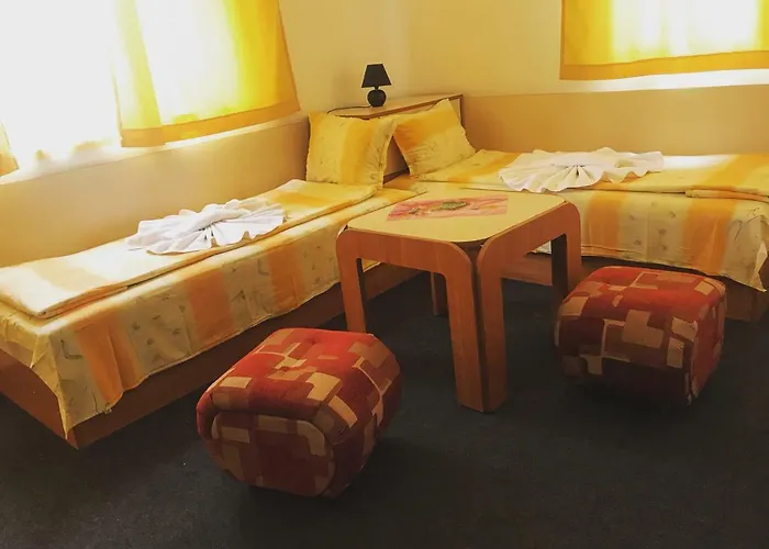 Family Friends Casa de hóspedes 4*